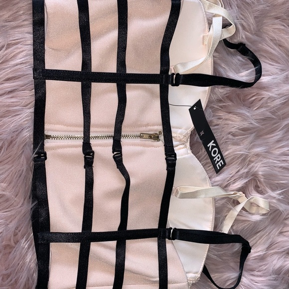 Crop Top - Picture 2 of 4